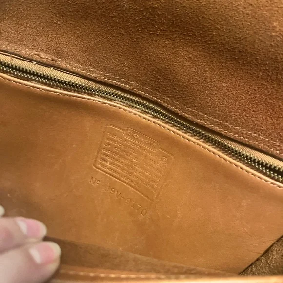 Vintage coach 9170 - Picture 4 of 13